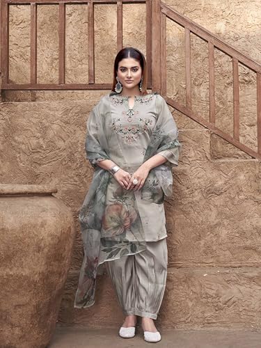 Womanista WomenS Silk Blend Solid Straight Embroidered Kurta Set (Kurtaset_1374_Silver
