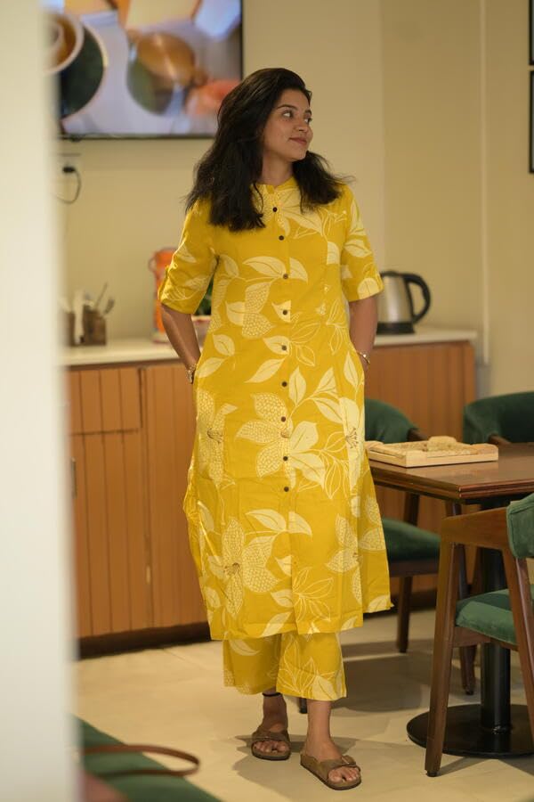 ANNI DESIGNER Womens Rayon Viscose Straight Printed Kurta with Pant (Sunoni Yellow_S_Yellow_Small)