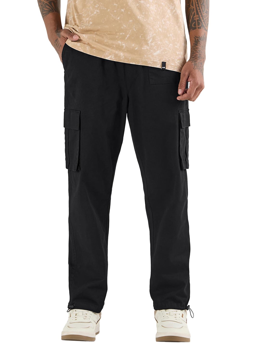 Bewakoof Mens Solid Oversized Fit Cotton Blend Mid Rise Cargo Pants_609761_Black_36