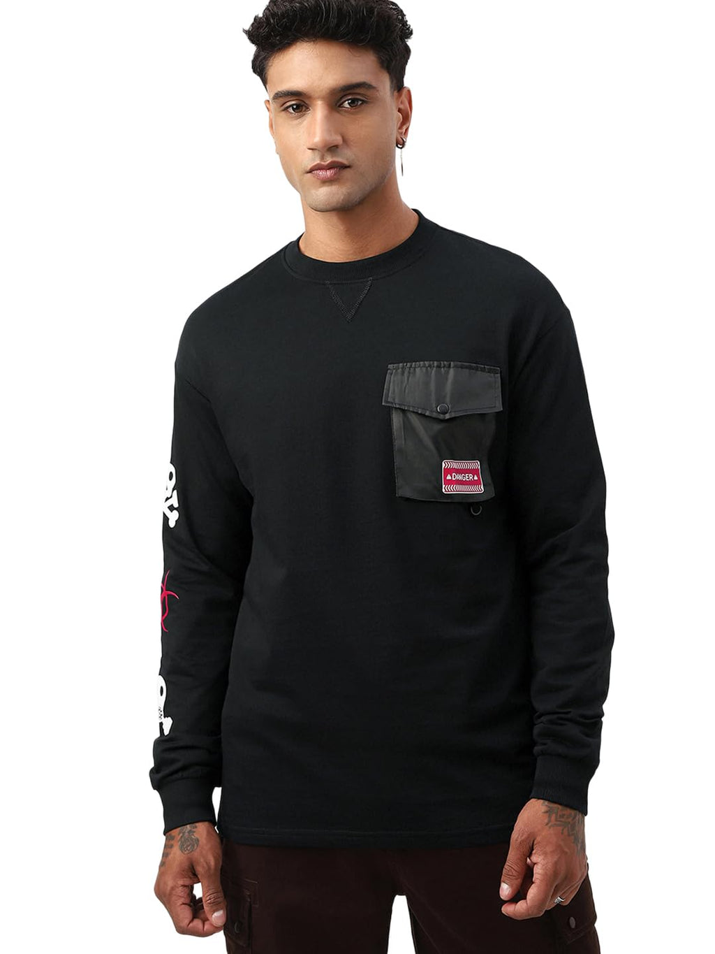 Bewakoof Heavy Duty 1.0 Mens Graphic Print Oversized Fit Full Sleeve Round Neck Terry T-Shirt 642519 Black S
