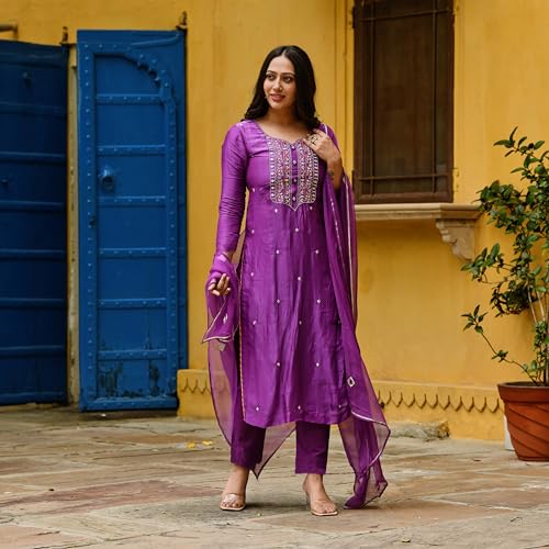 ANNI DESIGNER Womens Cotton Blend Embroidered Straight Kurta with Pant & Dupatta (Kasturi Magenta_S_Magenta_Small)