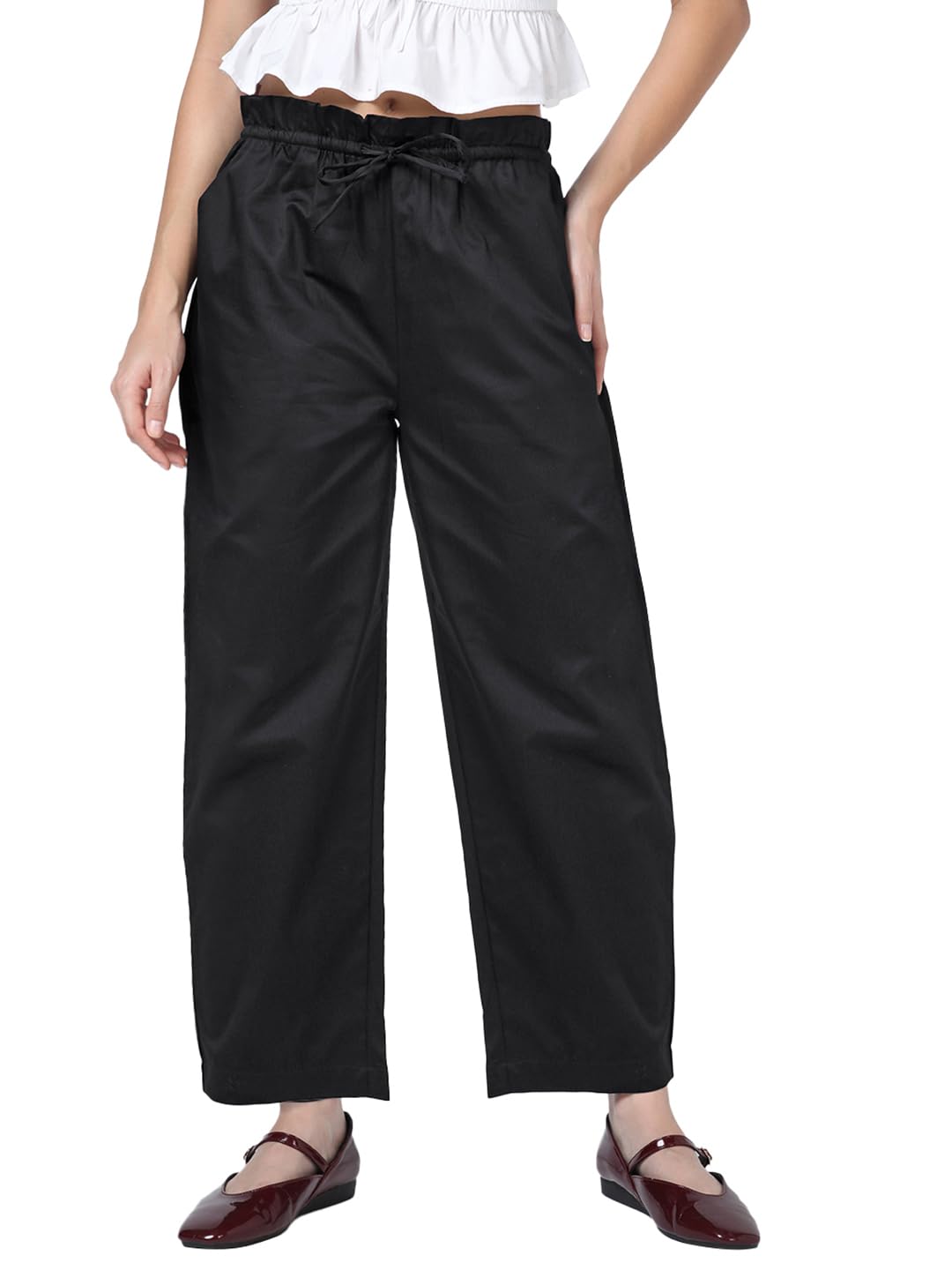 Bewakoof Womens Solid Barrel Fit Cotton Satin Blend Casual Pants_687576_Black_32