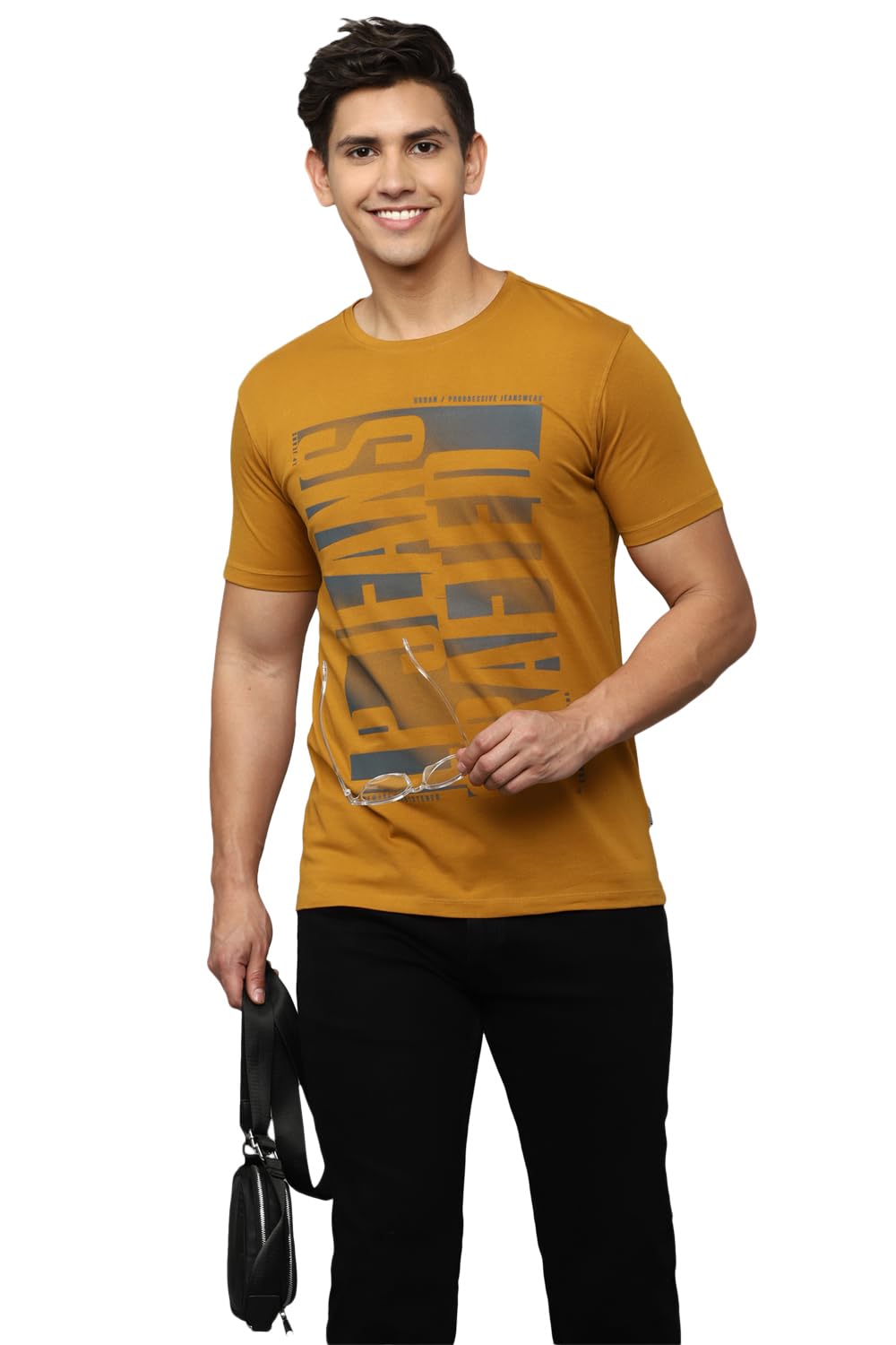 Louis Philippe Men Cotton Slim Fit T-Shirt (Lrkccslfw51255_Orange, Medium
