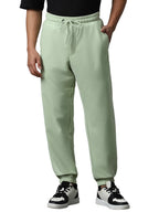 Bewakoof Air 1.0 Mens Solid Mid Rise Oversized Joggers_604206_Green_XL