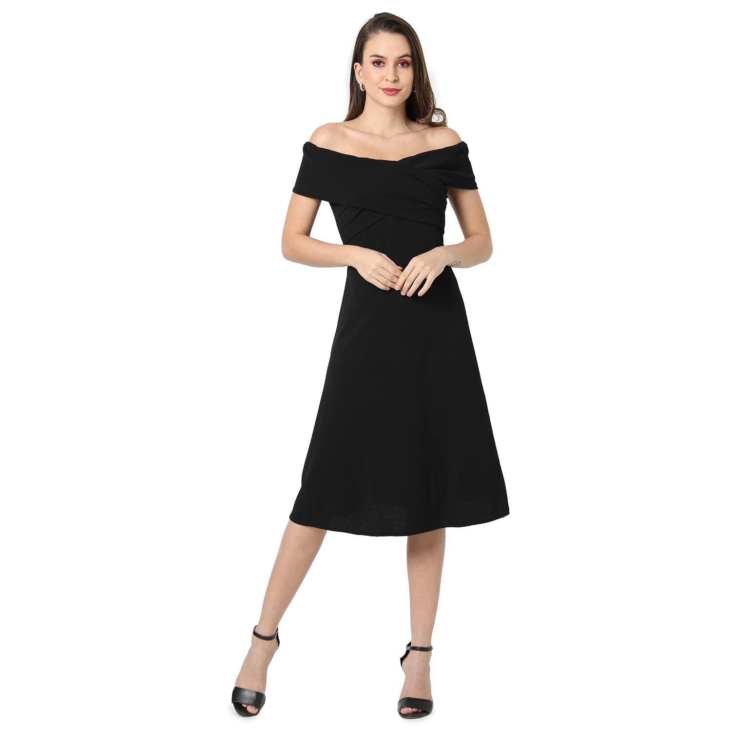 Campus Sutra Women Solid Off-Shoulder Casual Dresses(Ssmr22_Cswssdr5350_Xl) Black