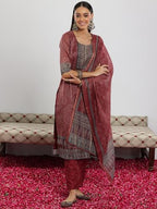 Libas WomenS Silk Blend Kurta Set (49138