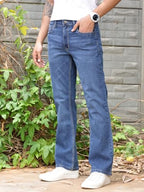 Thomas Scott MenS Bootcut Fit Mid Rise Mid-Rise Clean Look Boot Cut Jeans