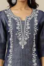 Aurelia Women?? Solid Straight Pure Cotton Kurta | Lightweight Round Neck Kurta For Women Cotton | Yarn Dyed Kurta For Women | Soft & Breathable Regular Fit Kurta For Women