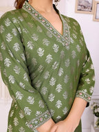 Rangita Green Rayon Straight Embroidered Calf Length Kurti | Kurta For Women