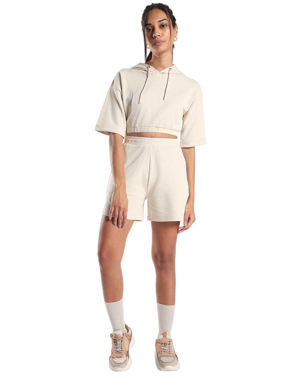 Nobero Women'S Sand Constance Popcorn Textured Co-Ord Set, Beige Popcorn Textured Co-Ord Set, Hooded Crop Top & Shorts Set, L
