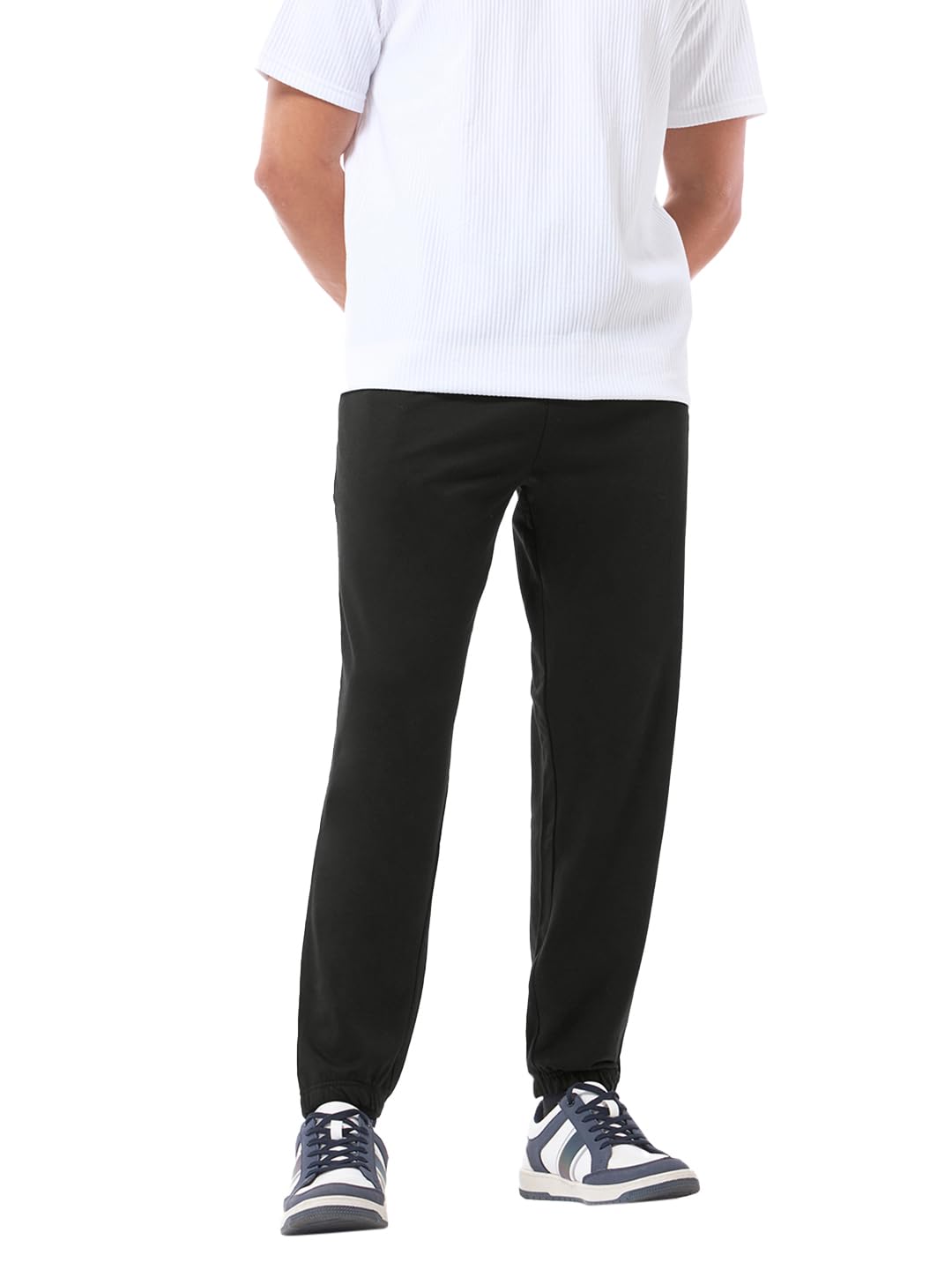 Bewakoof Air 1.0 Mens Solid Oversized Fit Polycotton Mid Rise Joggers_624660_Black_M