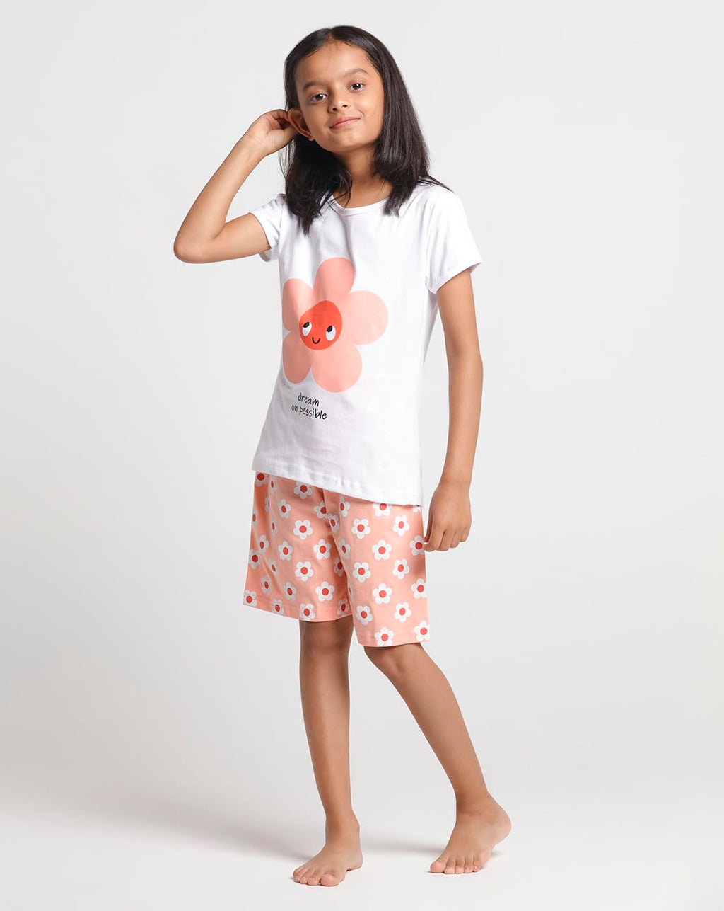 T2F Girls Cotton Printed Regular Fit T-Shirt and Shorts Clothing Set (Pack of 3)