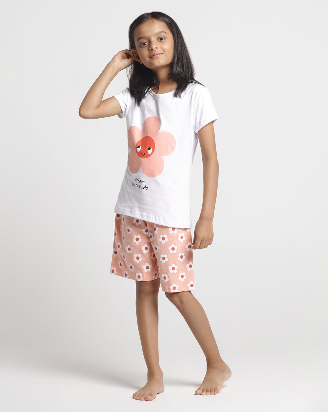 T2F Girls Cotton Printed Regular Fit T-Shirt and Shorts Clothing Set (Pack of 3)