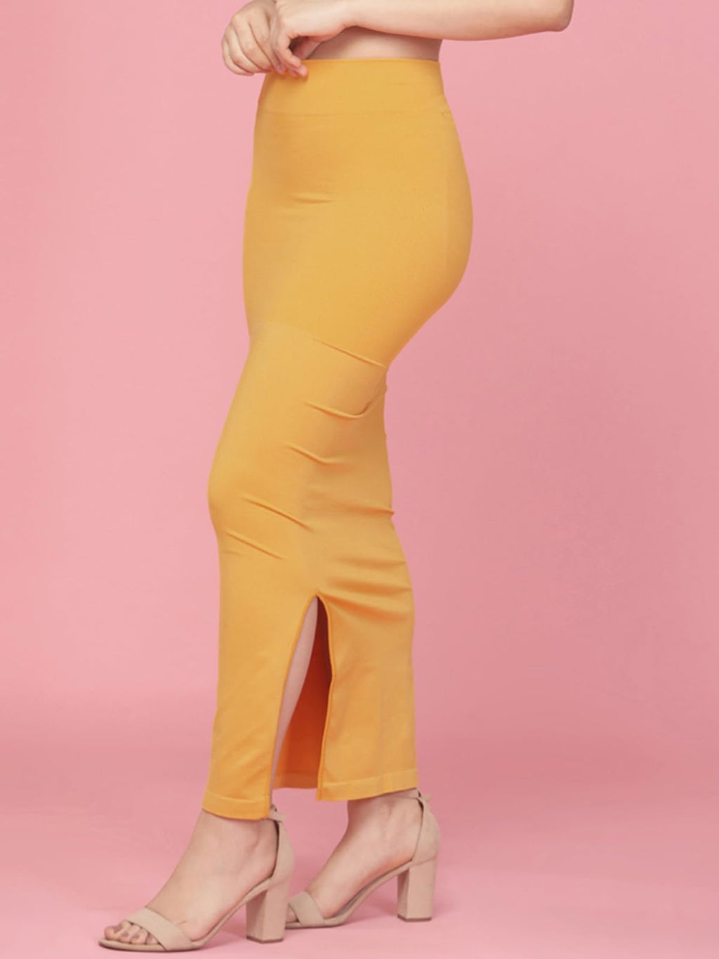 Clovia Women'S Petticoat Style Saree Shapewear With Side Slit (Sw0023P07)