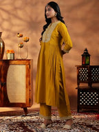 Libas WomenS Silk Blend Kurta Set (485680R