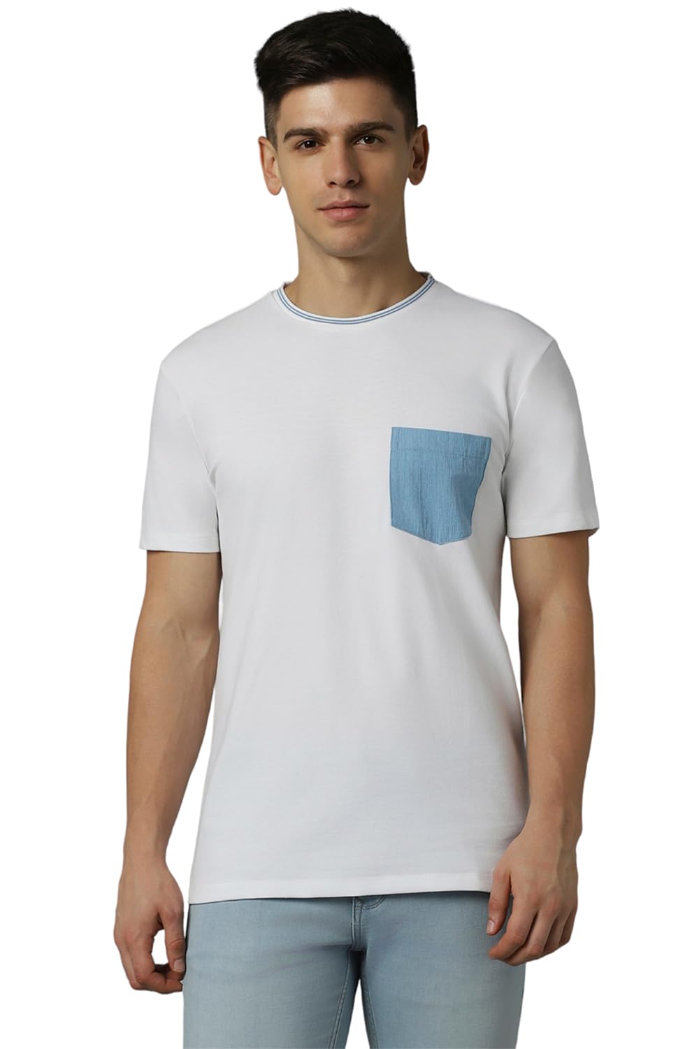 Allen Solly Men Slim Fit Solid Crew Neck T-Shirt