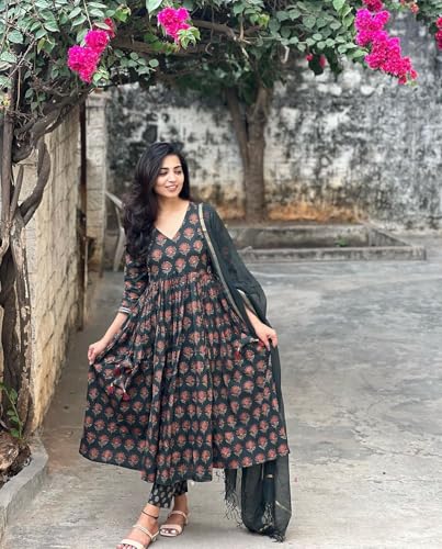 ANNI DESIGNER Womens Rayon Blend Anarkali Printed Kurta with Pant & Dupatta (Sanjini Green_L_Green_Large)
