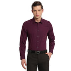 Turtle Men Burgundy Cotton Solid Slim Fit Formal Shirts