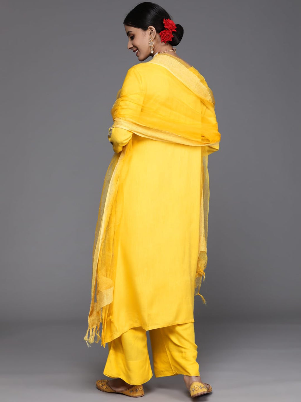 Varanga Women Yellow Solid Kurti With Palazzos & Dupatta