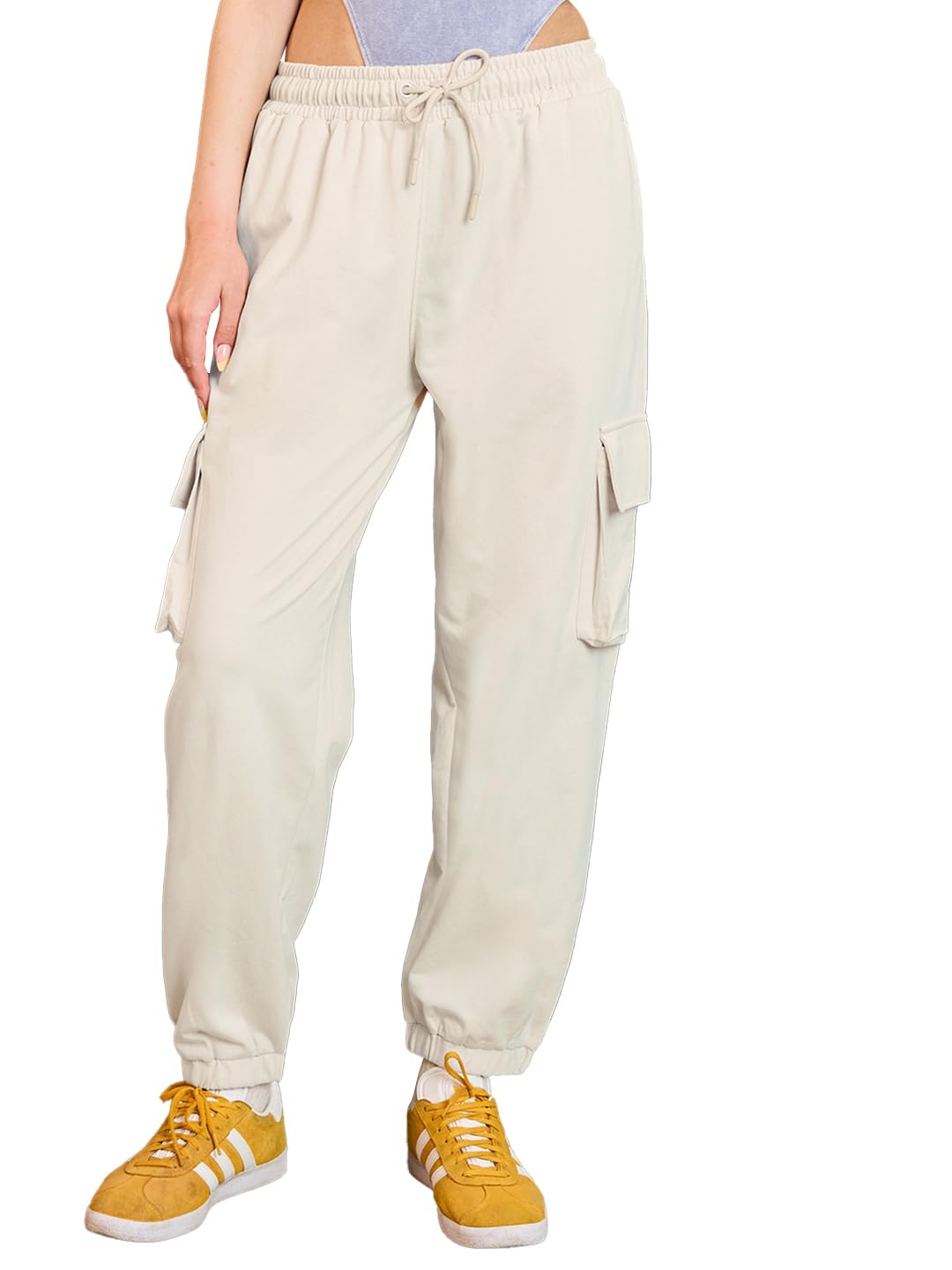 Bewakoof Air 1.0 Womens Solid Oversized Fit Terry Cargo Joggers_609810_Brown_M