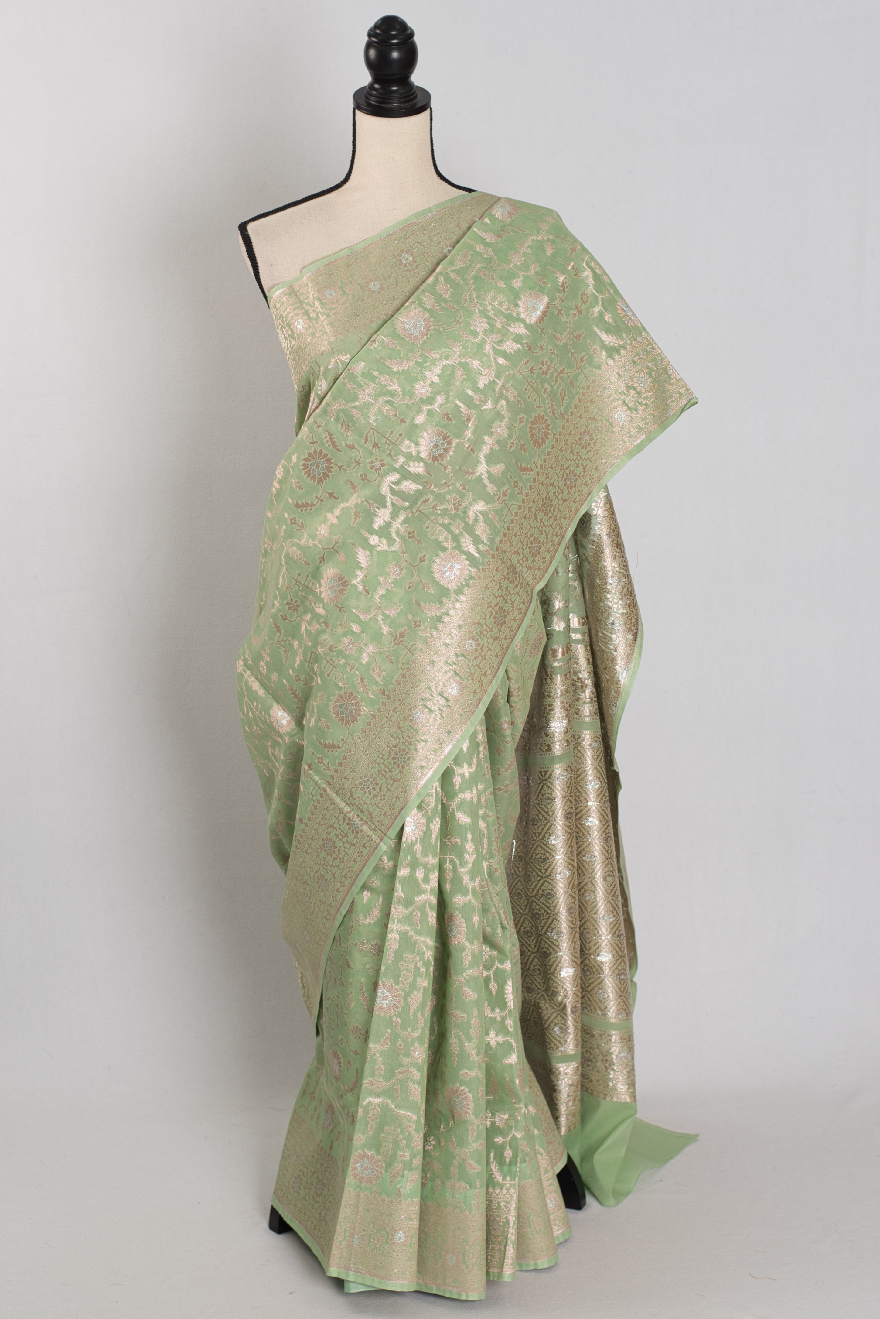 Mohini: Sea Green & Gold Jamdani Banarasi Saree | Cotton Silk Fusion