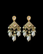 PS552 High quality kundan and pearl pendant set ( READY TO SHIP )