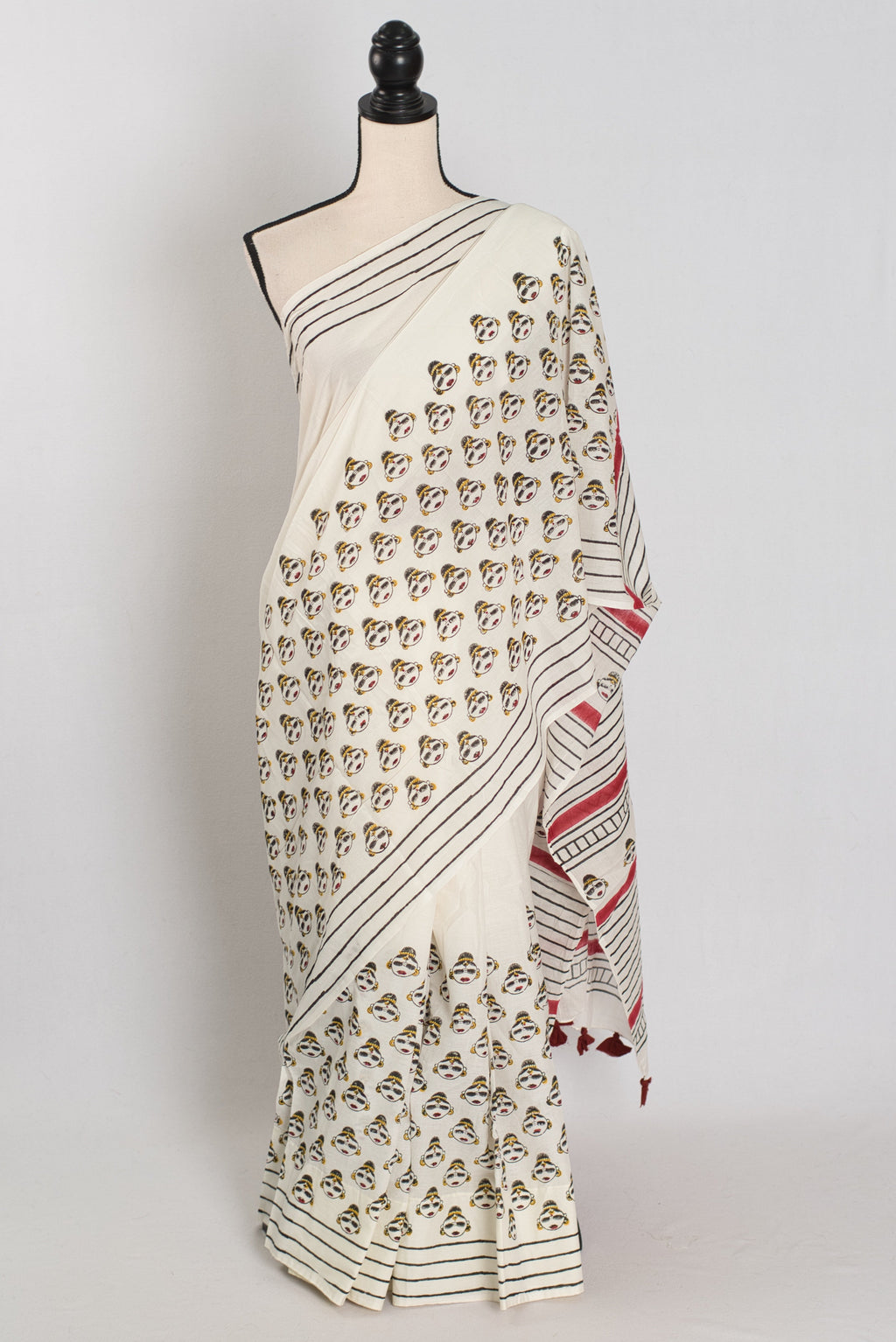 Sandhi: White & Black Contemporary Printed Mulmul Cotton Saree