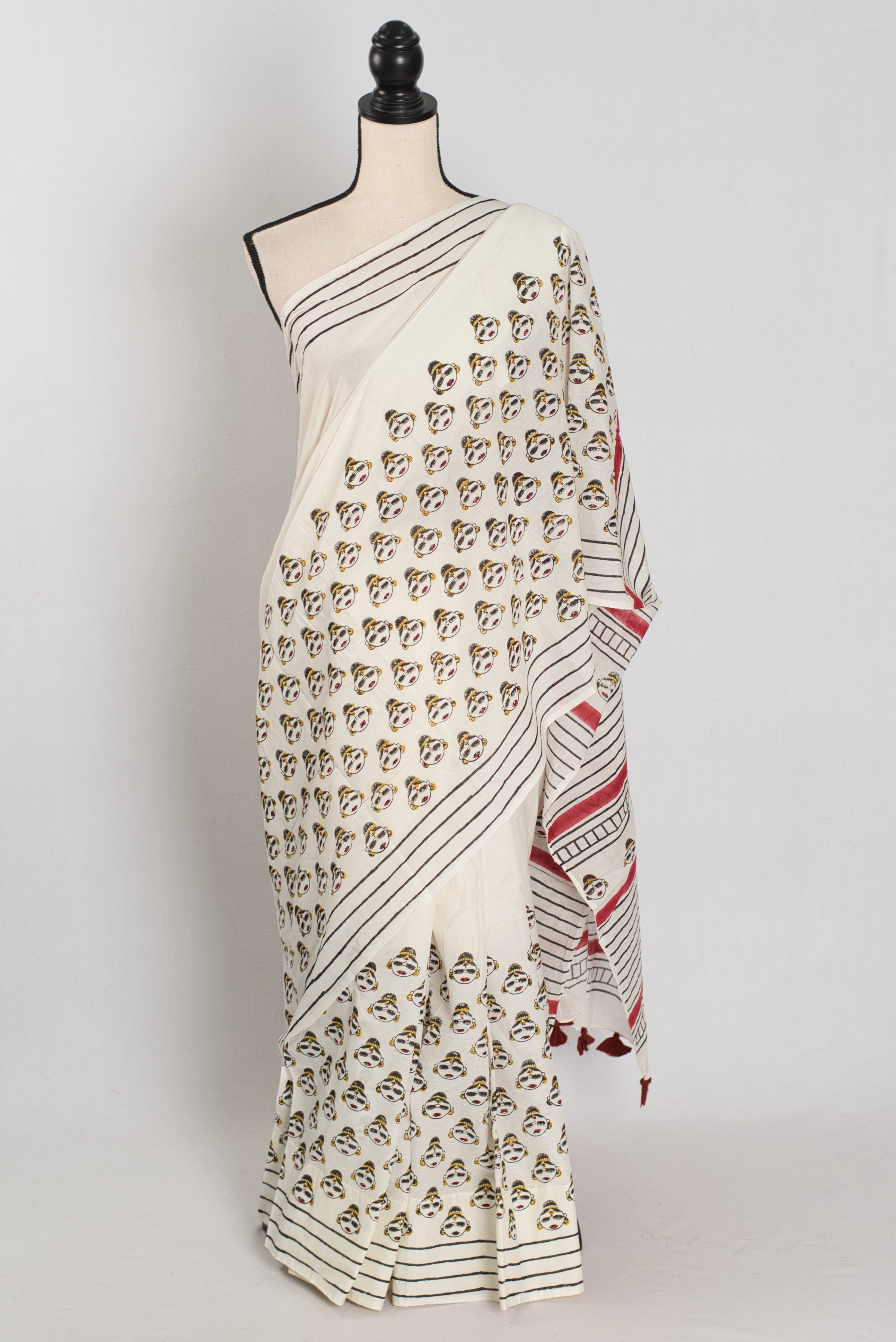 Sandhi: White & Black Contemporary Printed Mulmul Cotton Saree