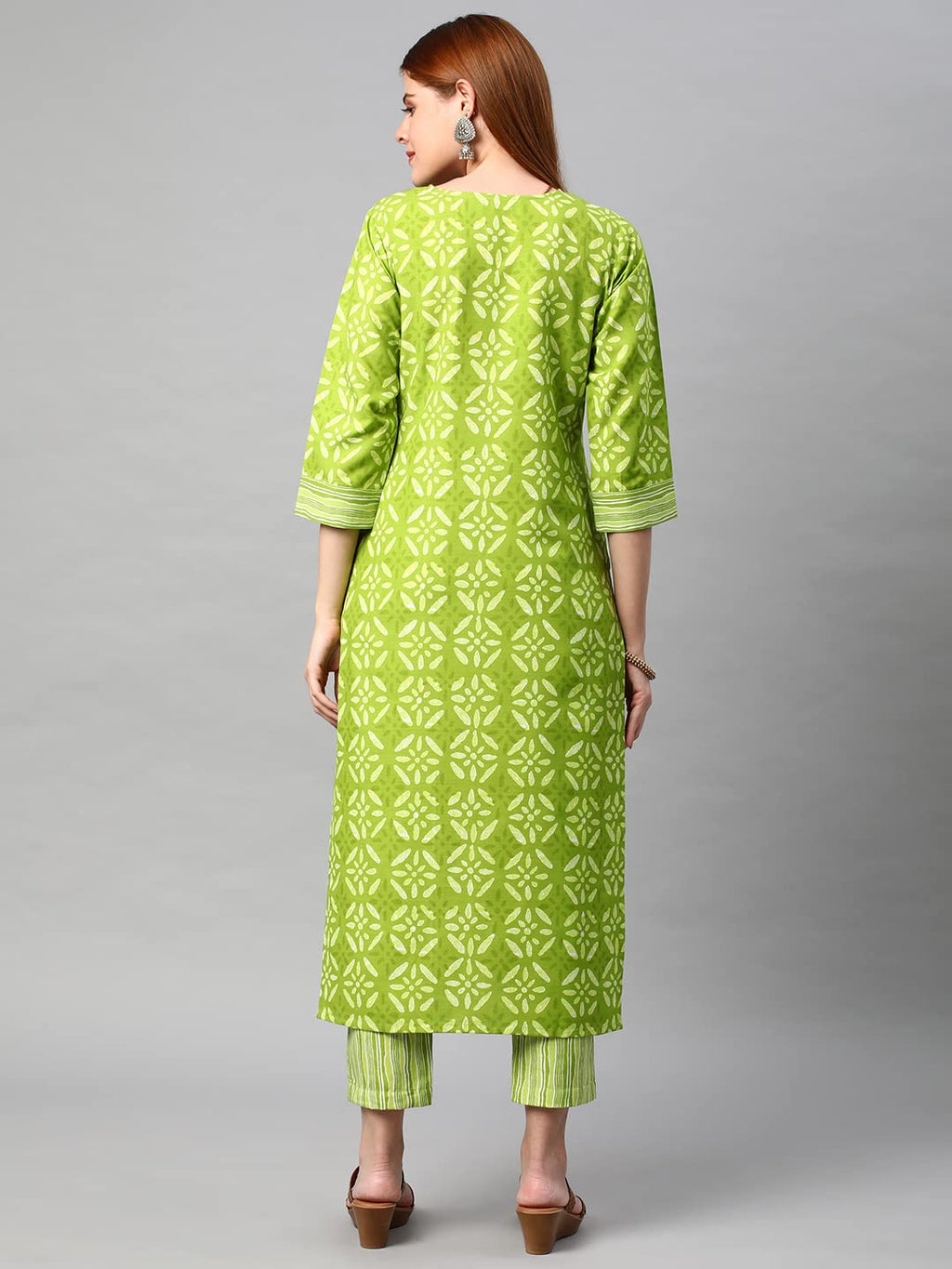 ANNI DESIGNER Womens Cotton Blend Traditional Straight Printed Kurta and Pant Set (Sixty Parrot-Nw_M_Green_Medium)