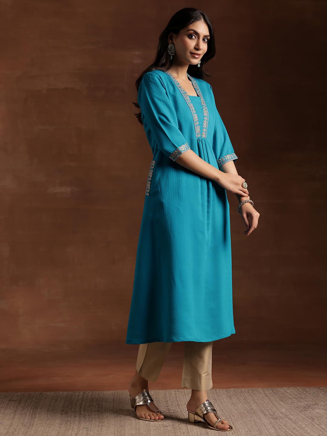 Libas WomenS Silk Embroidered Regular Kurtas (29189Or Blue
