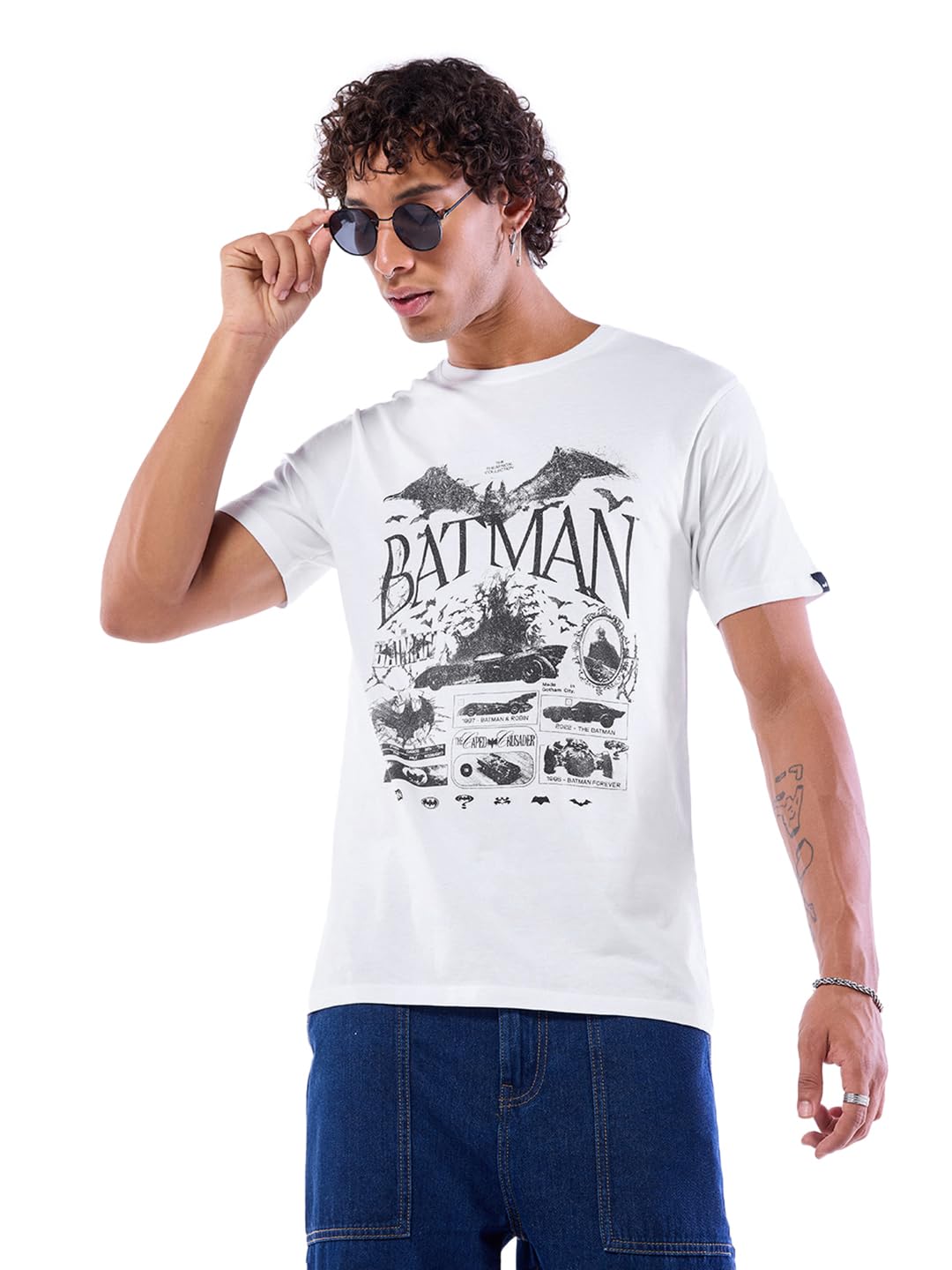 Bewakoof Official DC Merchandise Batman Mens Graphic Print Regular Fit Half Sleeve Round Neck Cotton Jersey T-Shirt_646272_Whit