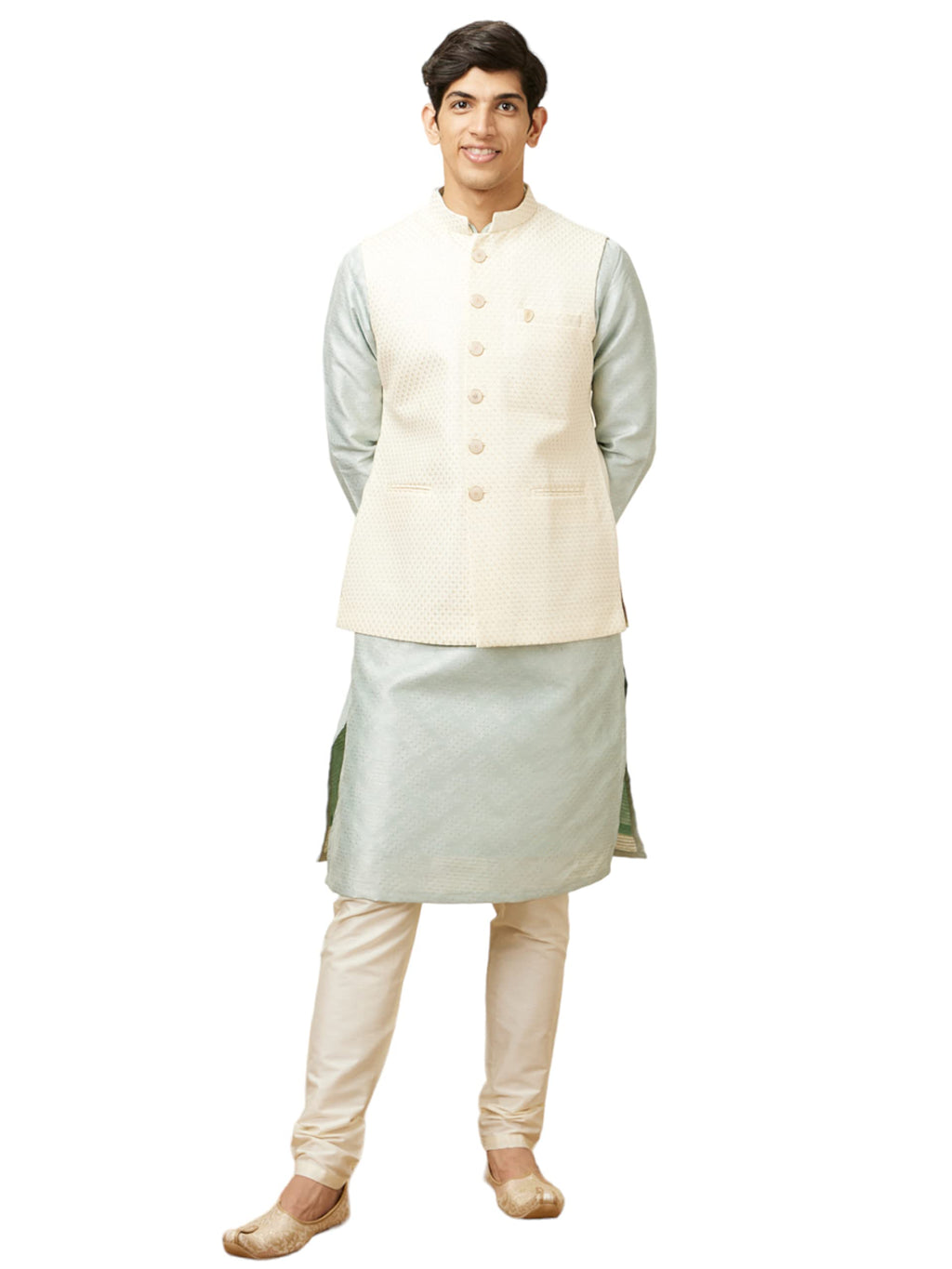 Manyavar MenS Art Silk Self Design Casual, Traditional Sleeveless Jacket (Cream, L)