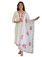 Naixa WomenS White Viscose With Cotton Lining Embroidered Straight Kurta With Viscose Pant And Taby Embroidered Laced Dupatta S