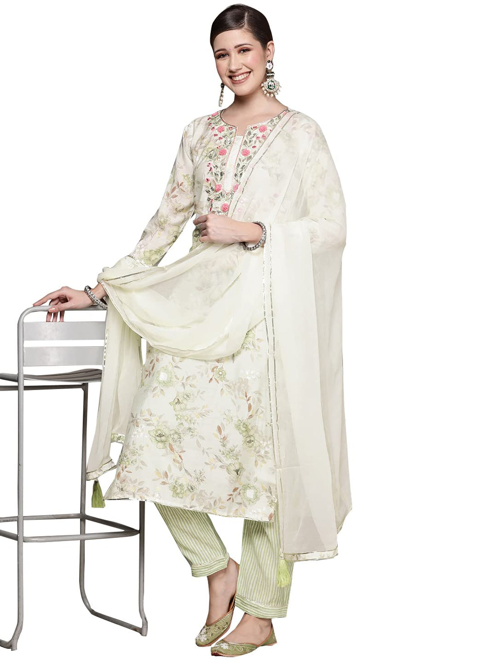 Ishin Women'S Silk Blend A-Line Embroidered Gotta Patti Floral Print Off White Kurta Suit Set With Trouser Inwsd027_Ow_S_Off Whi