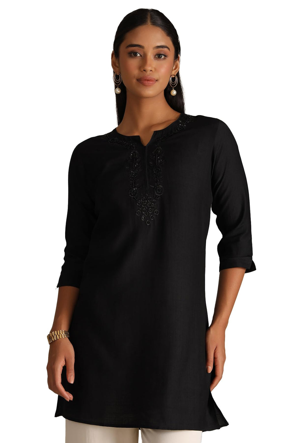 Soch Women Gadwal Embroidered Kurta with Thread Work