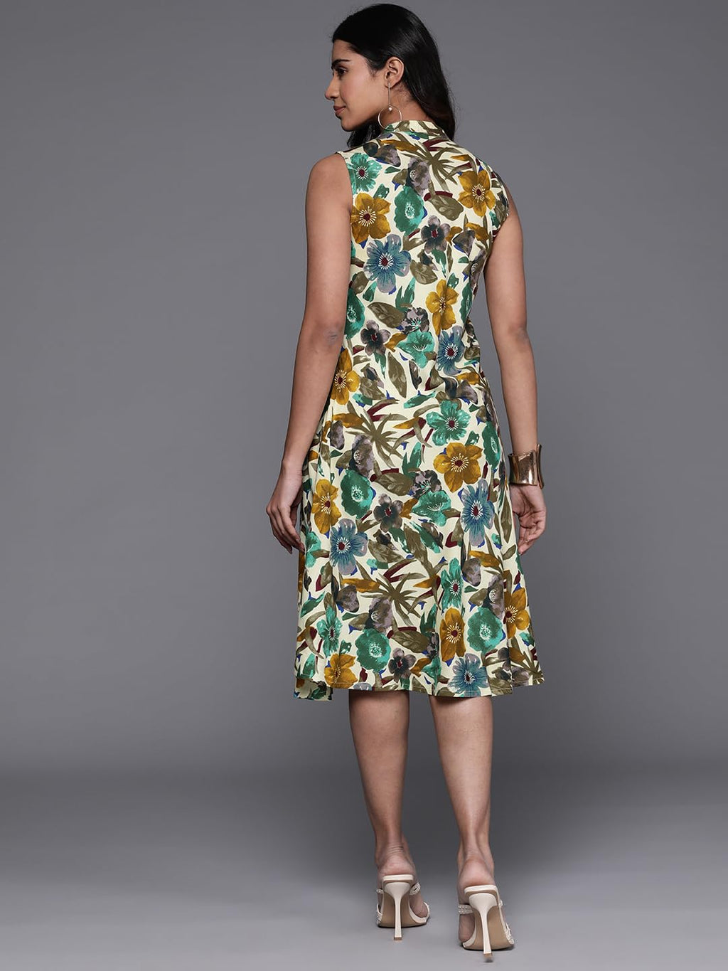 Varanga Women Off White Floral Printed Sleeveless A Line Dress.