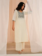 Libas WomenS Cotton Yoke Design Straight Kurta (26721_Off White