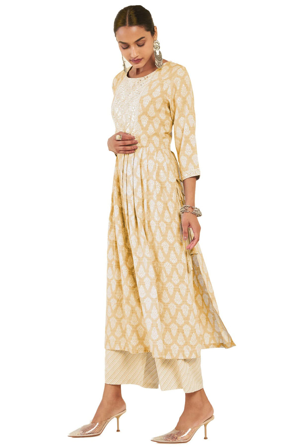 Soch Women Floral Yellow Rayon Kurta Set
