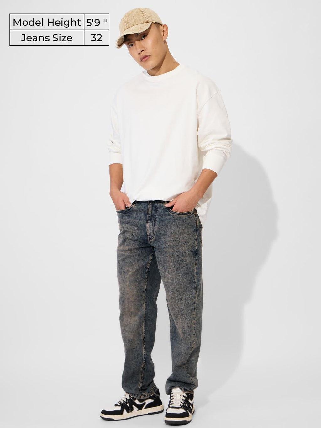 The Souled Store Denim: Washed Blue Men and Boys Buttoned Solid Cotton Blend Straight Fit Jeans