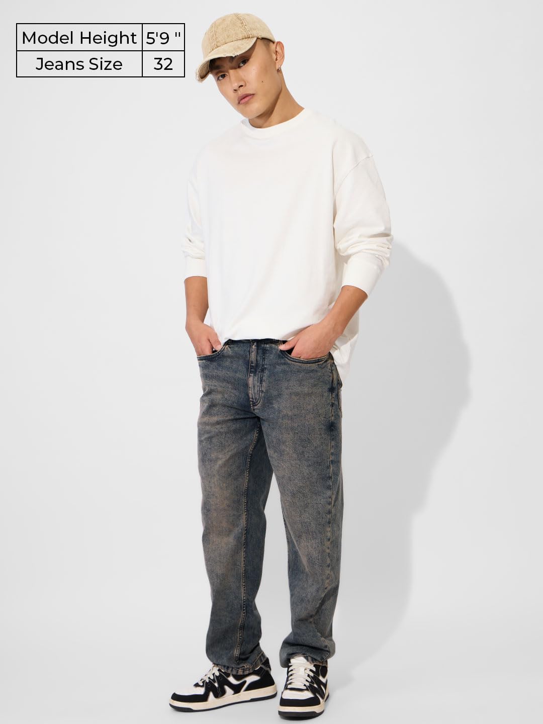 The Souled Store Denim: Washed Blue Men and Boys Buttoned Solid Cotton Blend Straight Fit Jeans