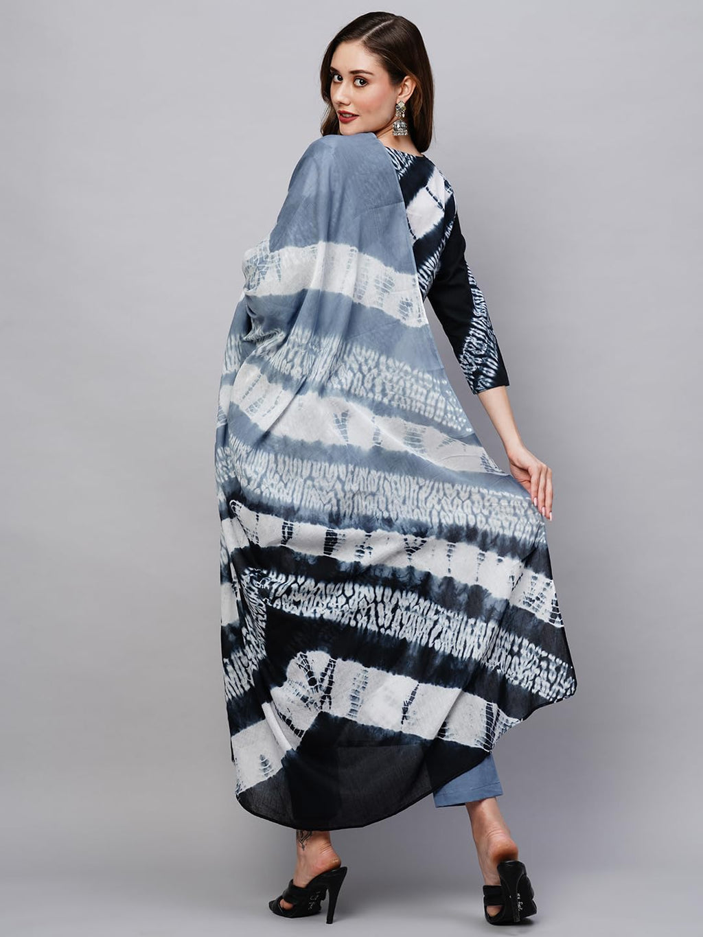 Gosriki Women'S Cotton Blend Straight Printed Kurta With Pant & Dupatta (Sana Blue-Gs)