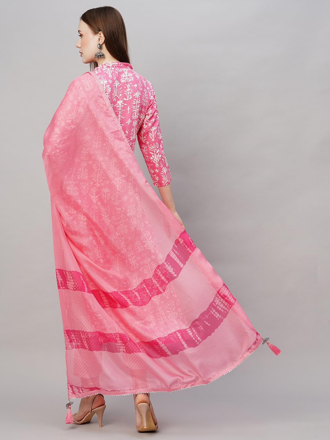 Gosriki Women'S Cotton Blend Floral Printed Straight Kurta With Pants & With Dupatta