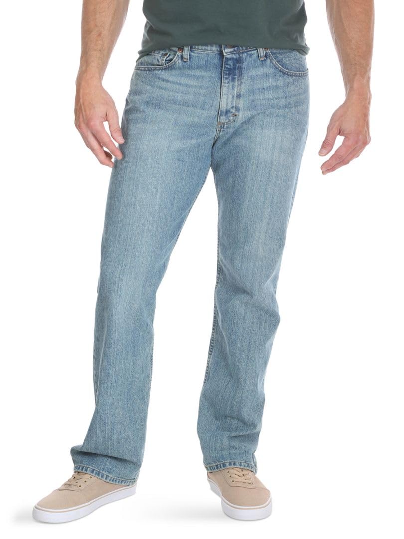 Wrangler Authentics Men's Regular Fit Comfort Flex Waist Jean, Chalk Blue, 32W x 34L