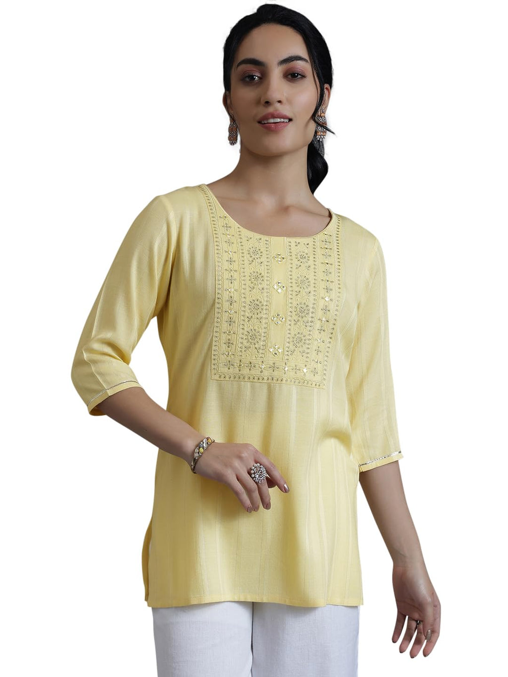 Libas WomenS Rayon Blend Straight Kurta (26891_Yellow