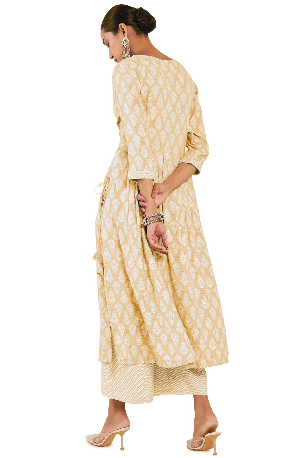 Soch Women Floral Yellow Rayon Kurta Set