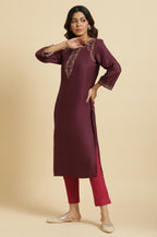 W Purple Floral Printed Regular Zari Kurta For Women