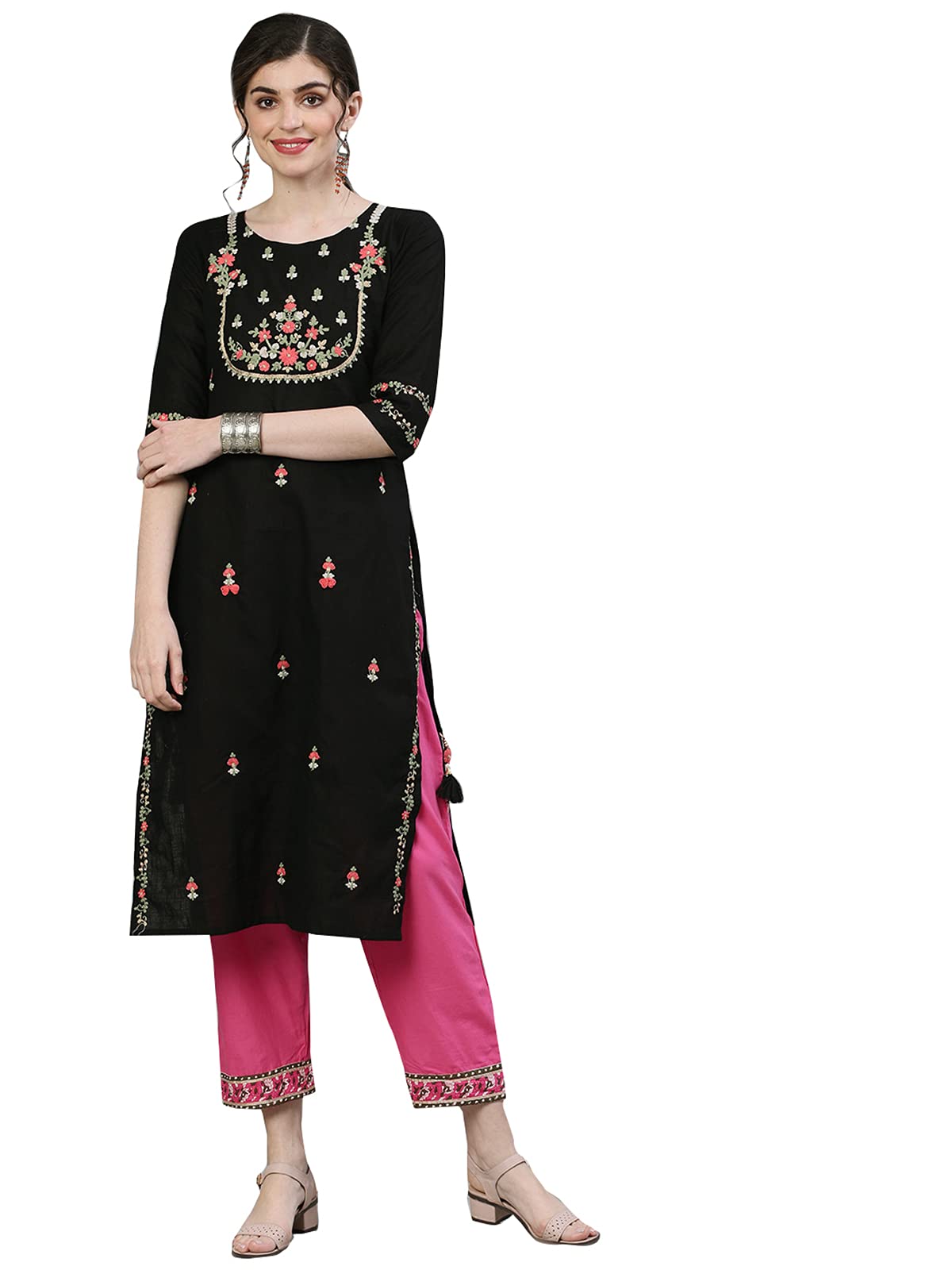 Ishin Women'S Cotton Straight Embroidered Thread Work Floral Print Black Kurti Ksslqr-9045_S_Black