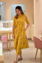 ANNI DESIGNER Womens Rayon Viscose Straight Printed Kurta with Pant (Barkat Yellow_M_Yellow_Medium)
