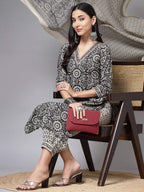 Pinkmint Kalamkari Printed Straight Kurta with Side Pocket Kurta Set