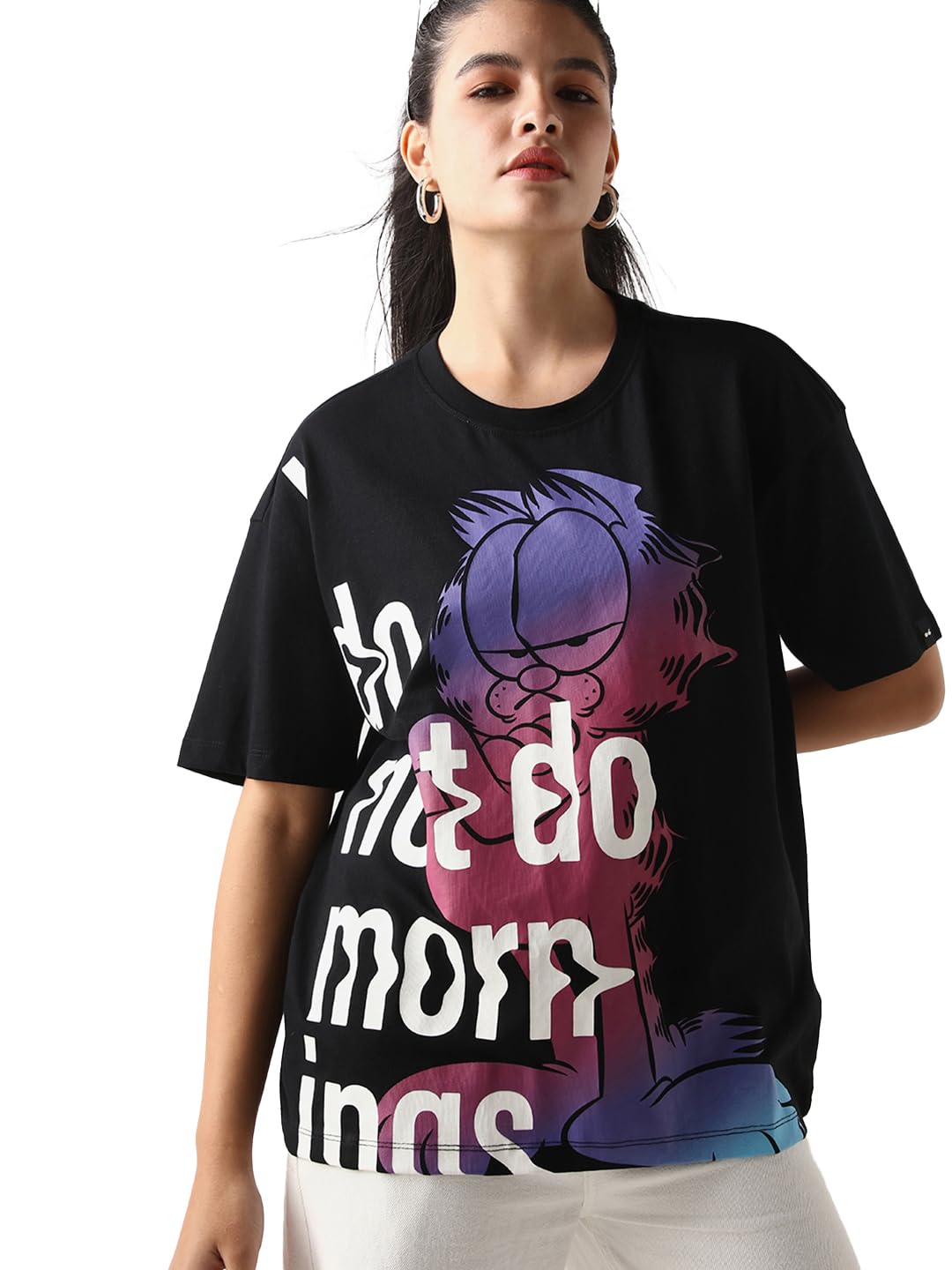 Bewakoof Official Garfield Merchandise Garfield Womens Graphic Print Oversized Fit Half Sleeve Round Neck Cotton T-Shirt_636777